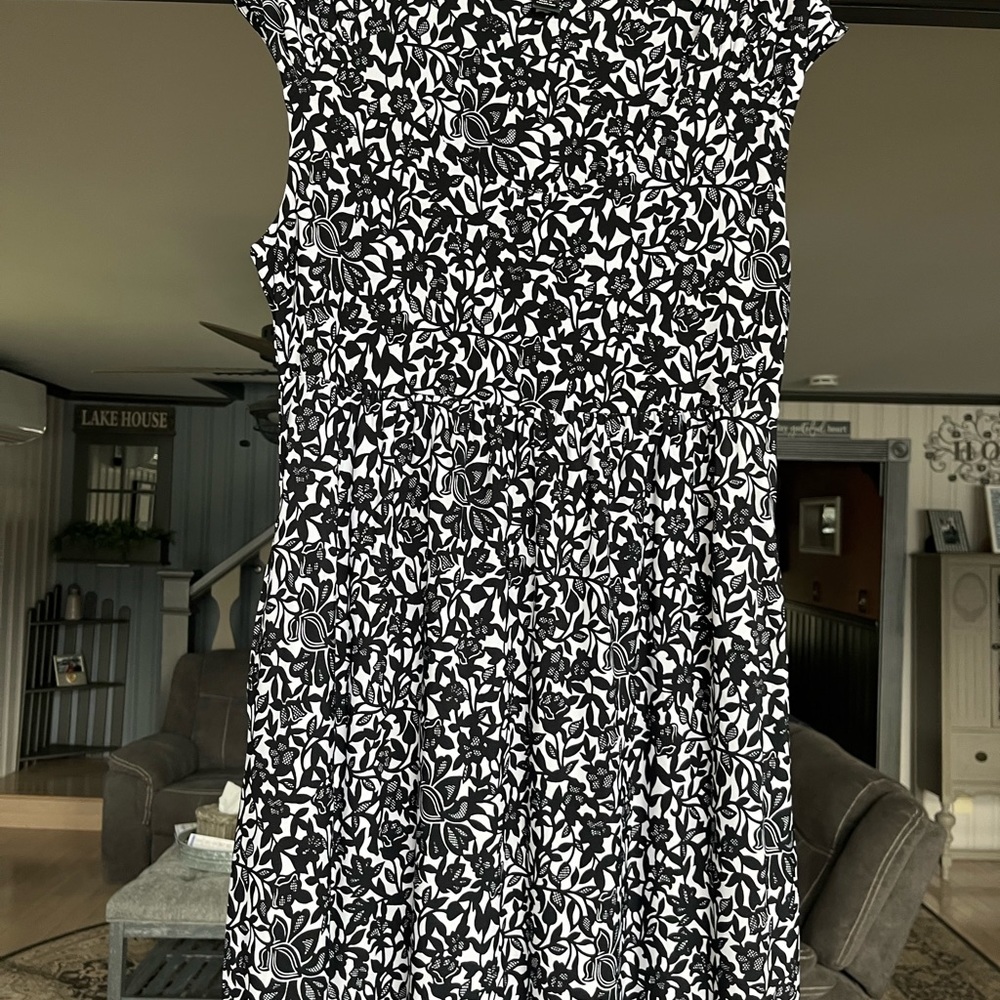 NWOT Dress size L